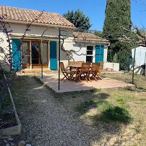 https://gite-lou-pastre.fr-provencehotel.com